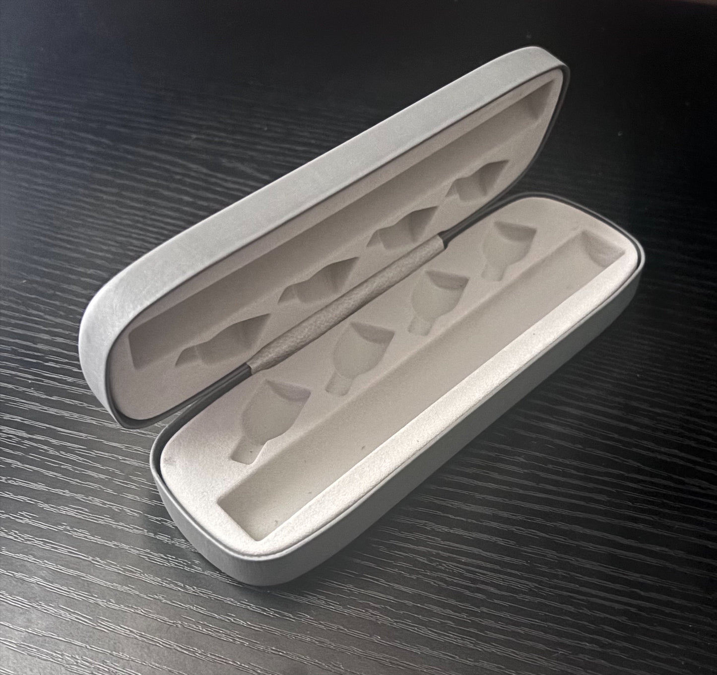 V2 Gray Metal Travel Case